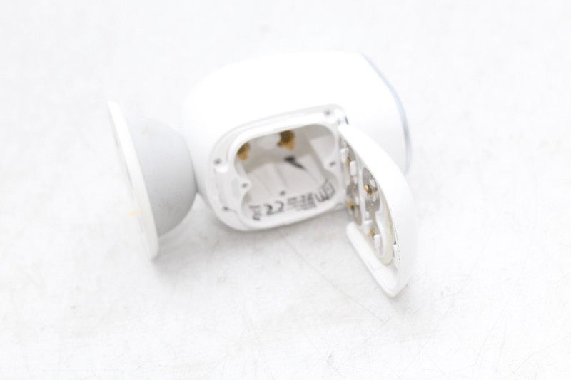 NETGEAR ARLO VMC3030 WIRELESS SECURITY CAMERA E5676 gallery