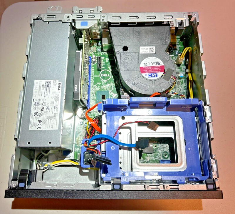 Hanwha Techwin Wisenet WAVE Client Workstation (WWT-P-3200W) + 500GB SSD gallery