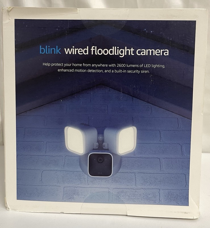 Blink Wired Floodlight Camera Led Smart Security Camera, 2600 Lumens , White .R7 gallery