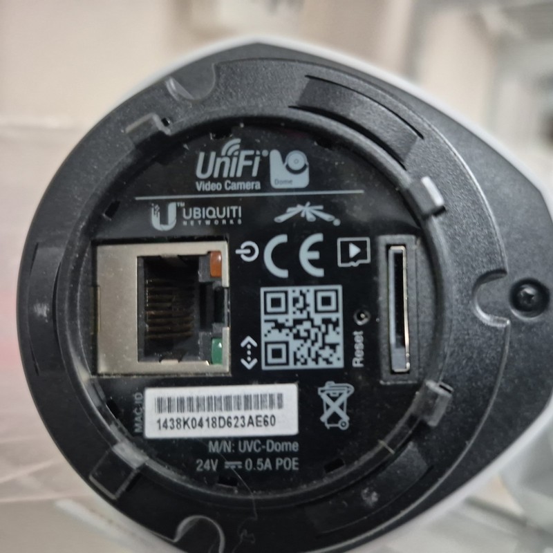 Ubiquiti UniFi Video Camera: UVC-Dome Lot of 2 only one has ceiling bracket gallery