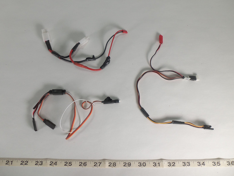 Lot Of 17 Misc Wireless Surveillance Items gallery