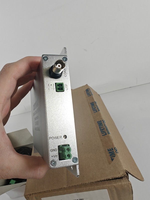 ComNet CNFE1EOC-M ComFit 10/100Mbps Media Converter 1 CH Ethernet Over Coax/UTP gallery