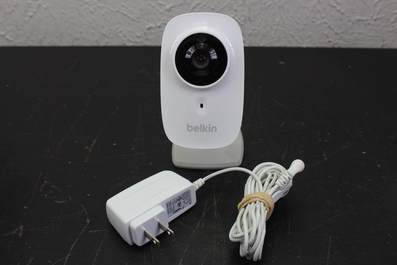 Belkin F7D7602v1 White 5V Wireless Wi-Fi Night Vision HD Compact Security Camera