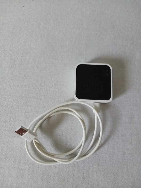 Blink Sync Module Gen 2 BSM00300U With 64 GB USB Storage - TESTED - EUC gallery