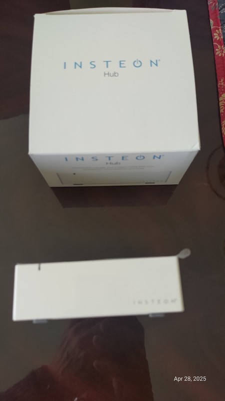 Insteon Hub & Security Camera gallery