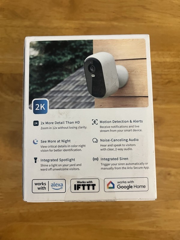 Arlo Essential Motion Camera Outdoor 2nd Gen Add-On 2K Wireless Security White gallery