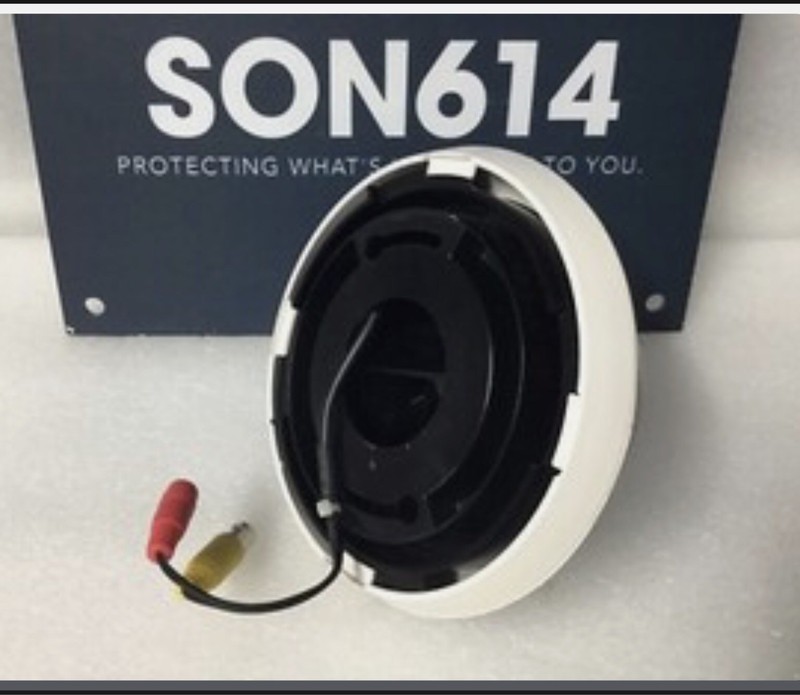 D5S9VB Surveillance Color Camera W/ 4-9mm VariFocus Lens 12VDC TESTED! gallery