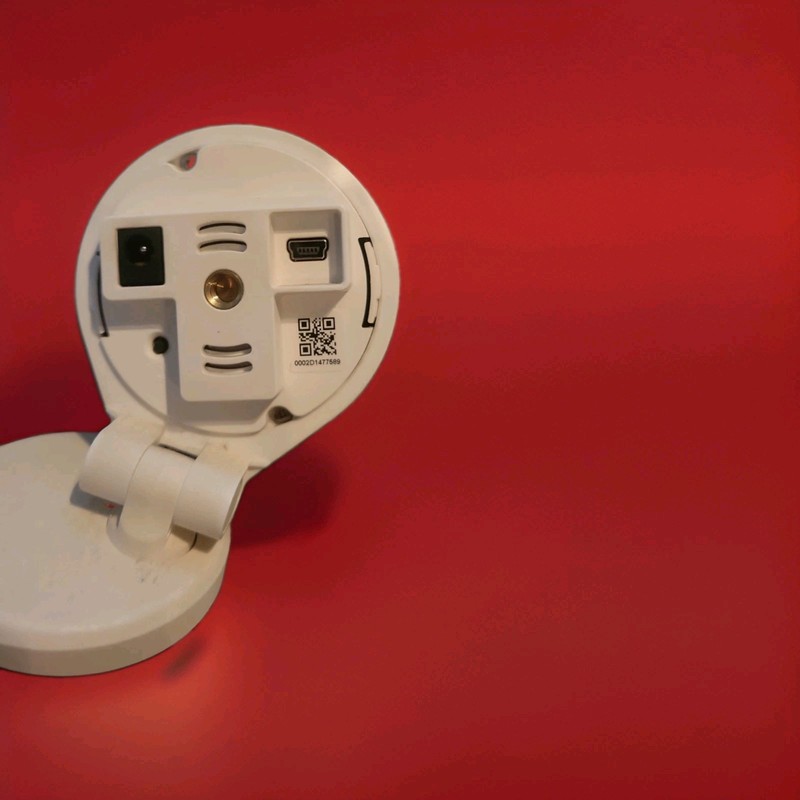 Alarm.com ADC-V521IR 1080P Indoor WiFi IP Video Camera w/ Night Vision USED gallery