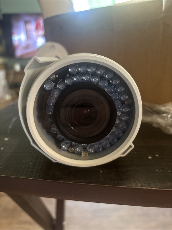 LTS Platinum 2.1MP Varifocal Bullet IPC CMIP9723W-S gallery