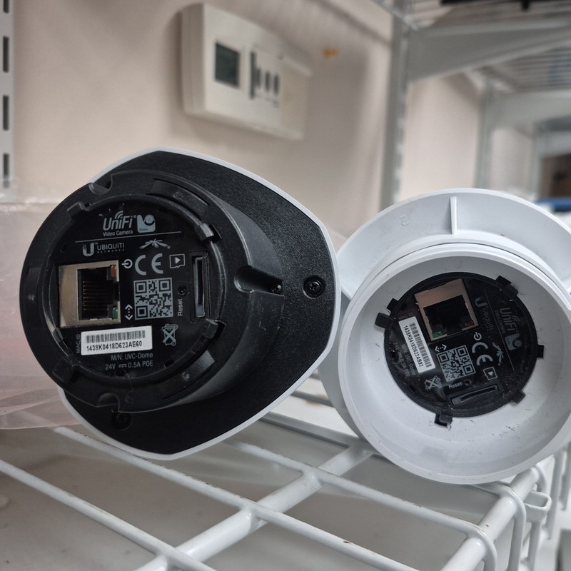 Ubiquiti UniFi Video Camera: UVC-Dome Lot of 2 only one has ceiling bracket gallery
