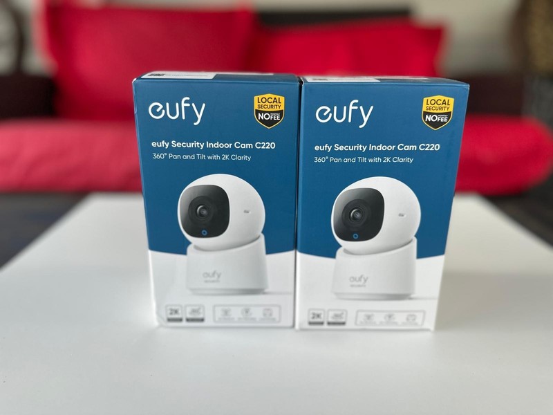 eufy Indoor Cam C220 2K 360° PTZ Security Camera 2-Pack White – Open Box