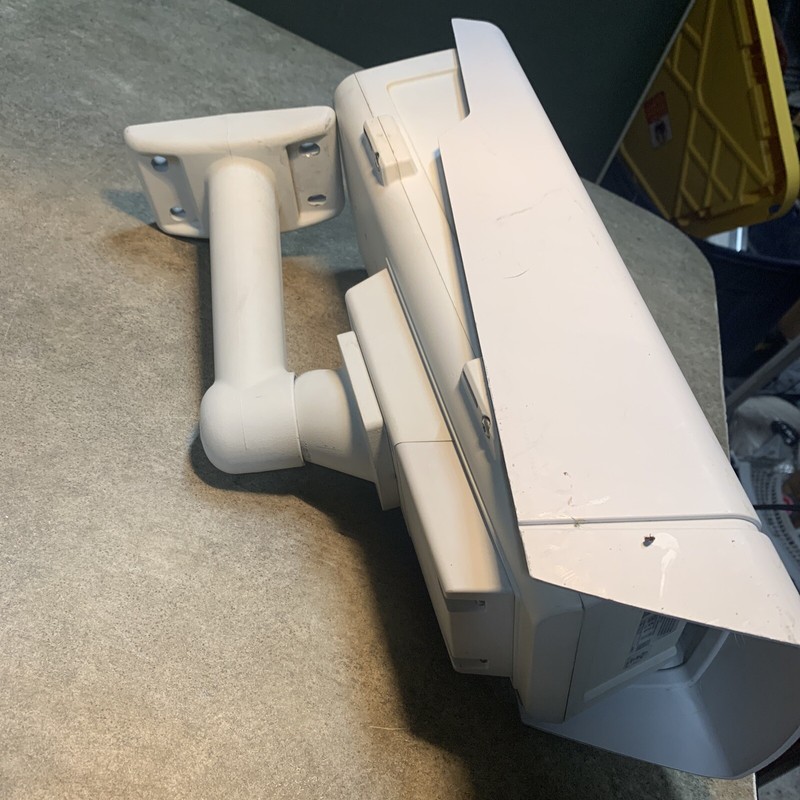 AXIS COM P1357-E 5MP OUTDOOR NETWORK SECURITY CAMERA 0526-001-01 P1357 gallery
