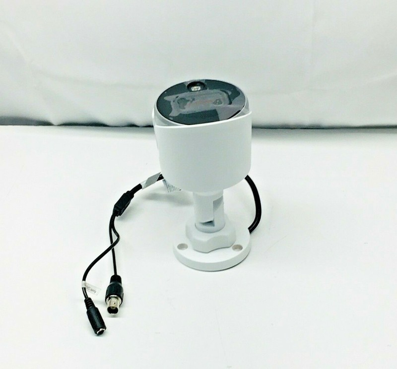 Lorex C882DA-Z 4K Ultra HD Active Deterrence Security Camera Night Color Vision gallery