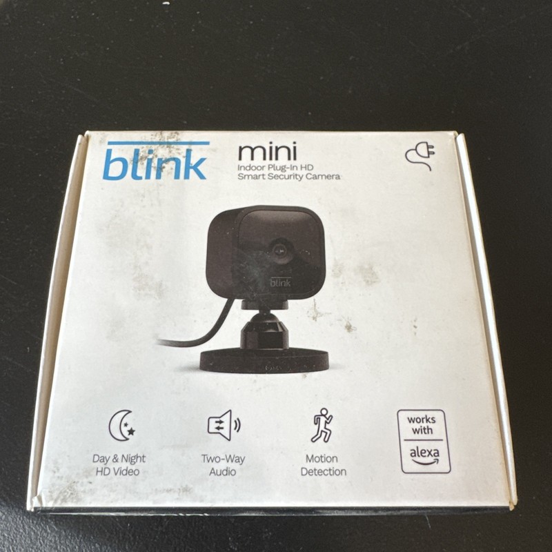 Blink 1080p Wi-Fi Indoor Wired Security Camera Black Motion Detection 2Way Audio
