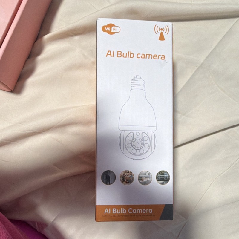 AI Bulb Camera Wi-Fi Full HD Wide Angle PTZ Indoor Model T-CPB053LF-W21V