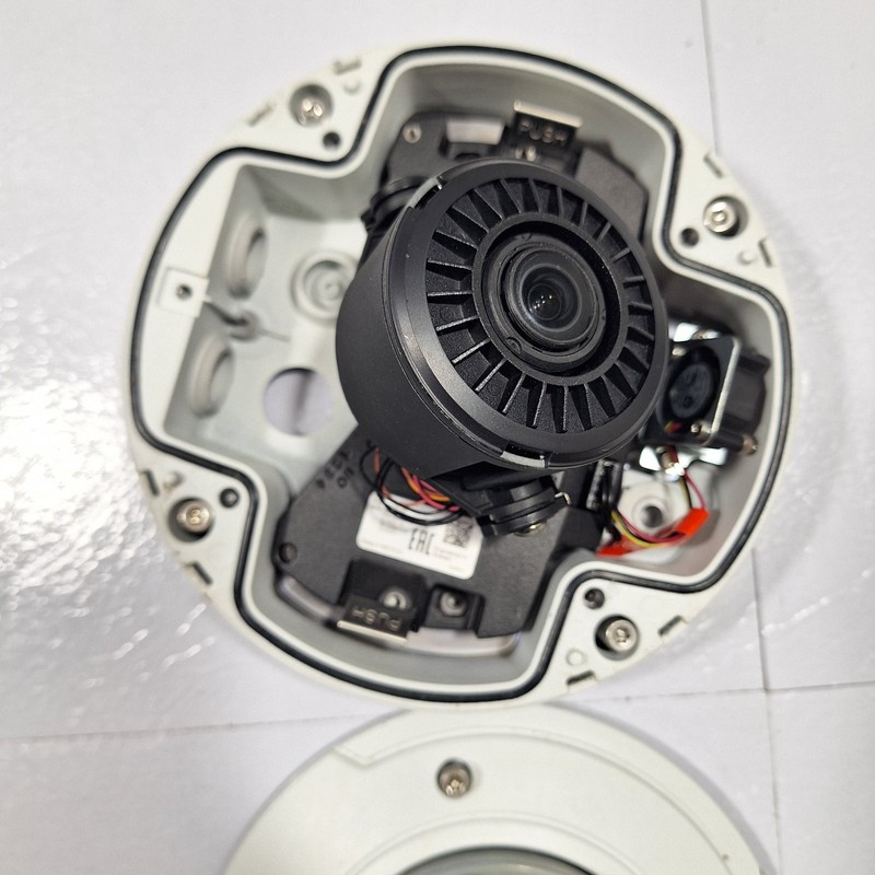 Lot of 2 Axis Network Security Cameras- 2 P3365 & 1 M3047-P gallery