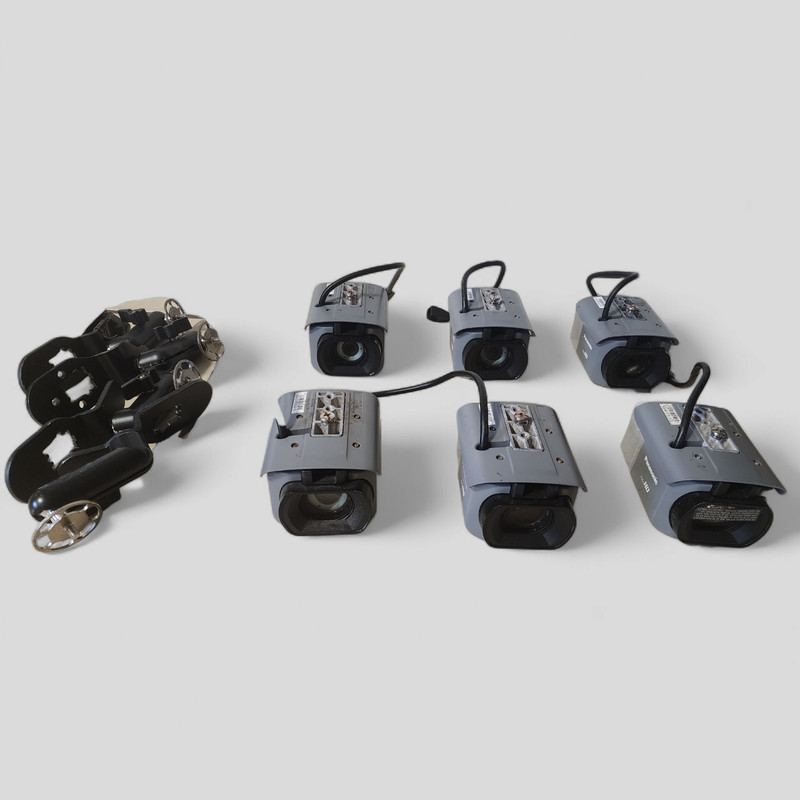 PANASONIC FULL HD OUTDOOR NETWORK CAMERA WV-VC30 UNTESTED LOT OF 6
