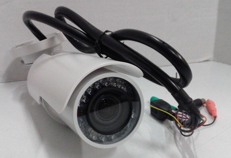 OpenEye 2m Motorized Lens Bullet Camera CM722A1