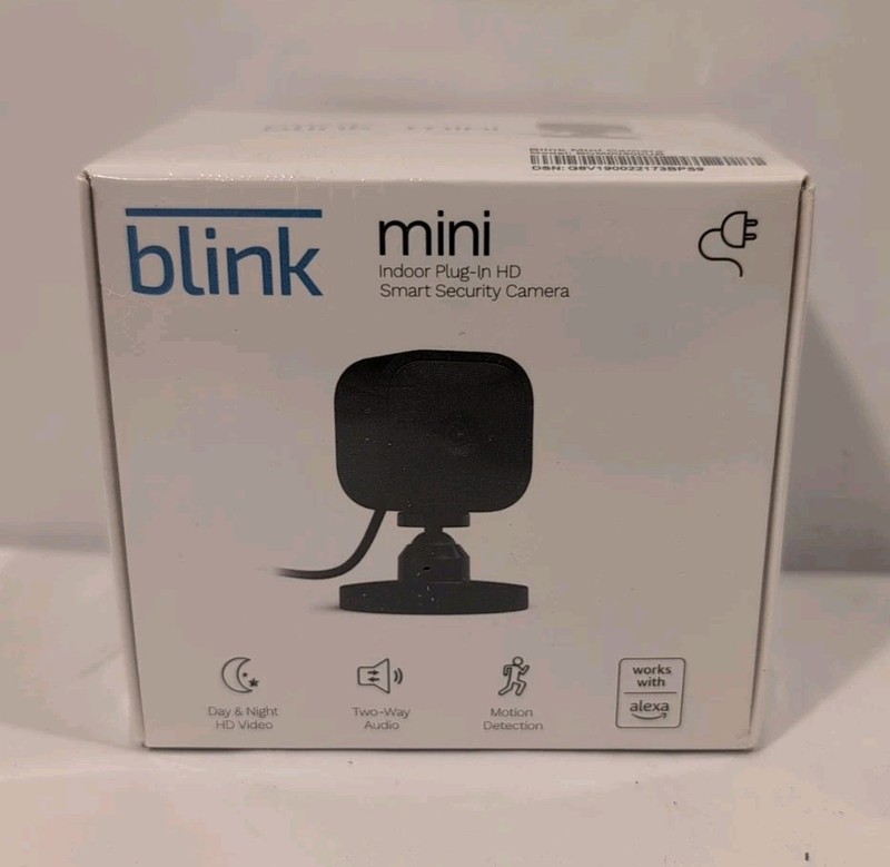 Blink Mini Indoor Plug-in HD Smart Security Camera – New In Box – BCM00300UB
