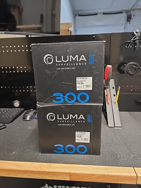 New Luma 300 Series Analog Dome Camera LUM-300-DOM-A-WH (White) p832