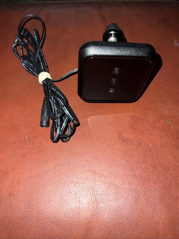 ADT Wireless Network Camera RC8025B-ADT and Extension Wire See Descrip