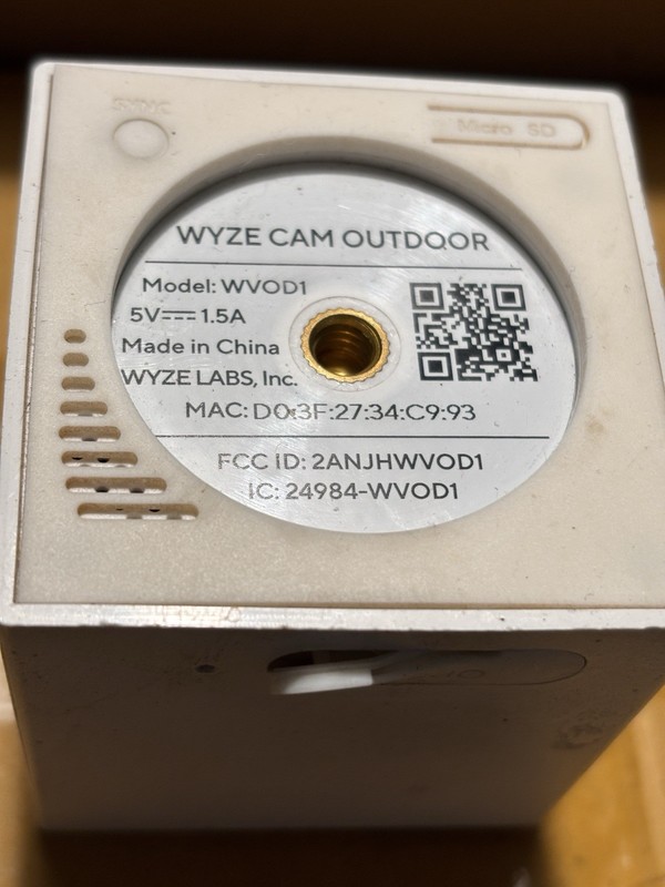 Wyze Cam Outdoor WVOD1 Wireless IP Security Camera Wi-Fi Weatherproof White gallery