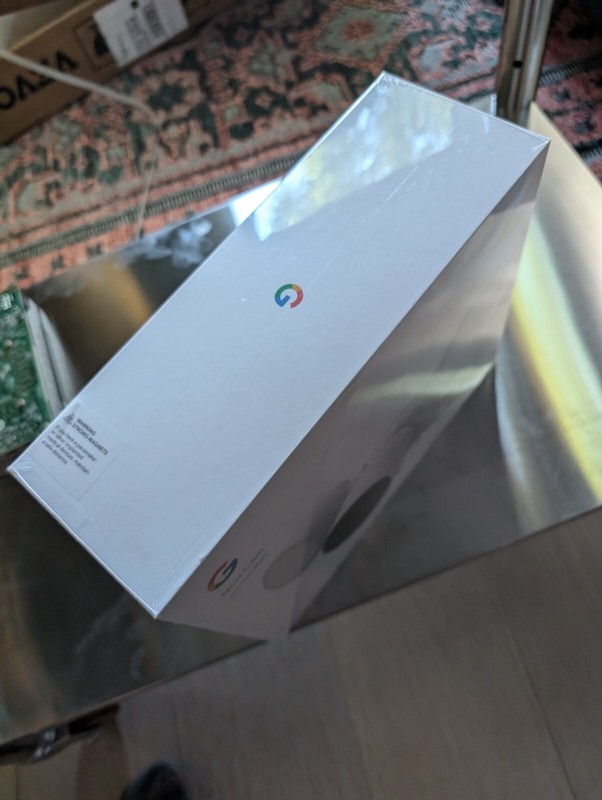 Google GPLE9 & G3AL9 Nest Cam with Flood Light Outdoor Surveillance Camera gallery