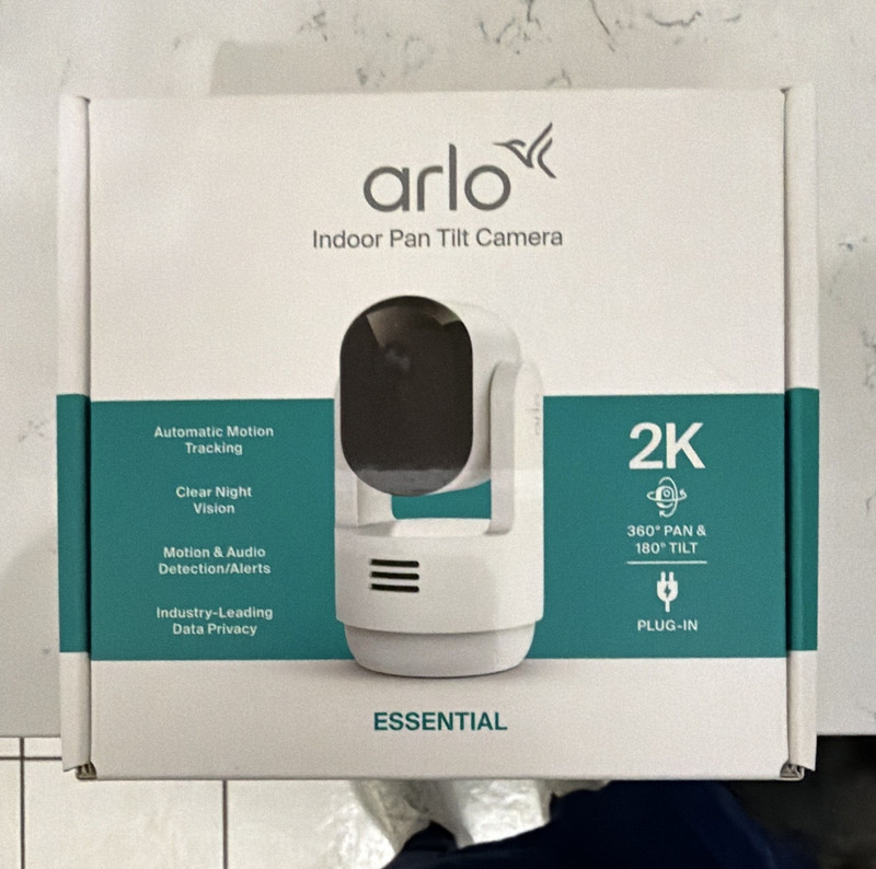 Arlo Essential Indoor Pan/Tilt Camera 2K Wi-Fi Plug-In White VMC3073-100NAS