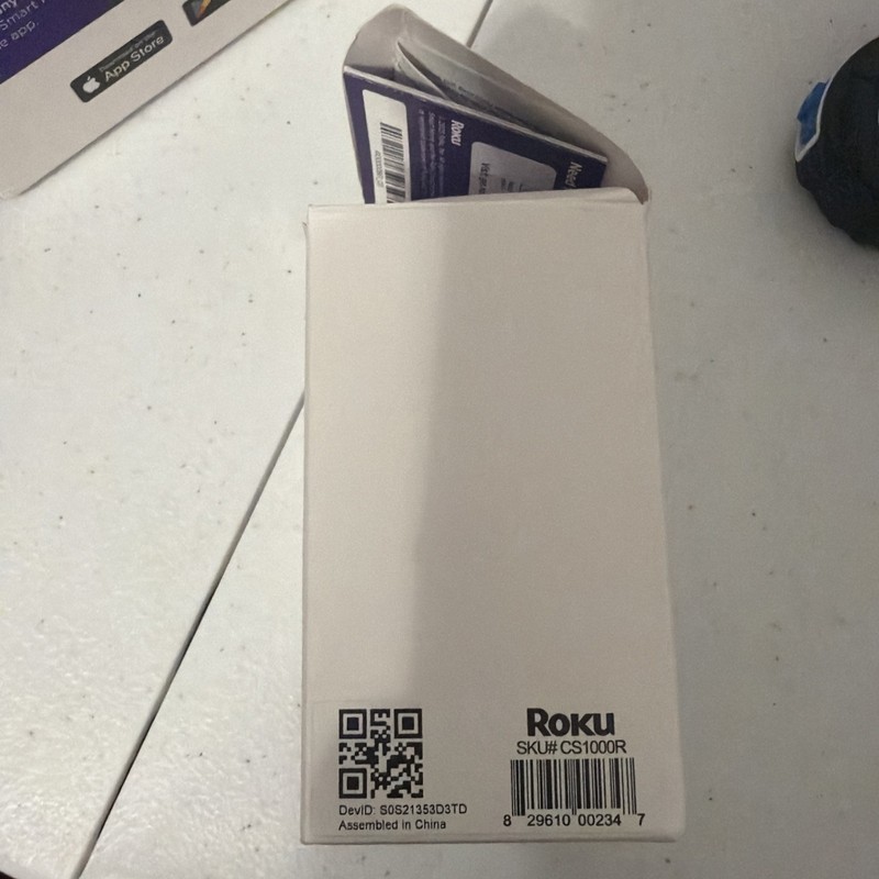 Roku Smart Home Indoor Camera SE Wi-Fi Security Camera Wired Brand New Sealed gallery