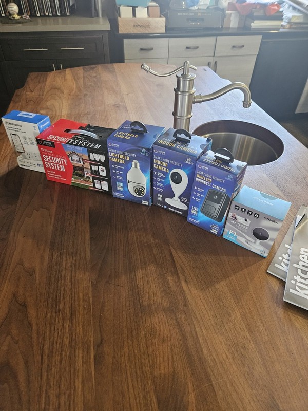 Video Home security lot. NEW in box See pics Camera doorbell lightbulb smartplug gallery