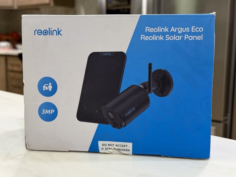 Reolink Argus Eco 1080P Wireless Outdoor Security Camera Solar Powered Black