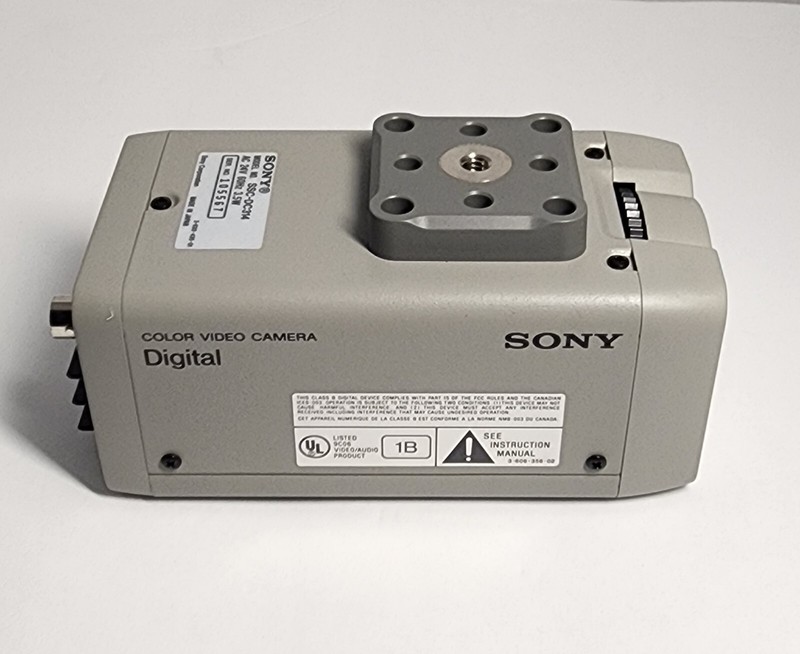 Sony SSC-DC314 CCD Color Video Camera New NIB gallery