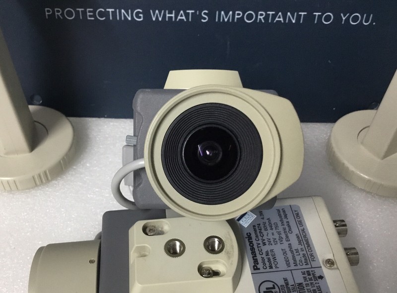 Panasonic WV-CP474 SDII CCTV Color Camera W/ 480TVL 2.8mm Mount Bracket Tested! gallery