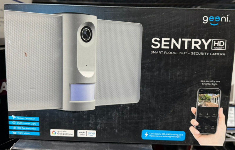Geeni Sentry Floodlight Camera – New in Box