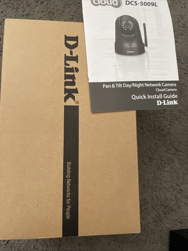 D-Link DCS-5009L Wi-Fi Wireless Pan/Tilt Security Camera w/ Night Vision New gallery