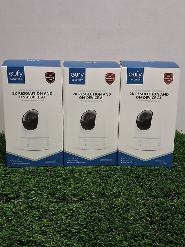 eufy S220 2K Indoor Security IP Camera Wi-Fi Baby Monitor Night Vision Pan/Tilt