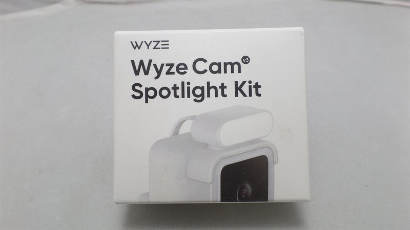 WYZE WYZECL SPOTLIGHT KIT FOR CAM V3 1080P HD SECURITY, CAMERA NOT INCLUDED NEW!