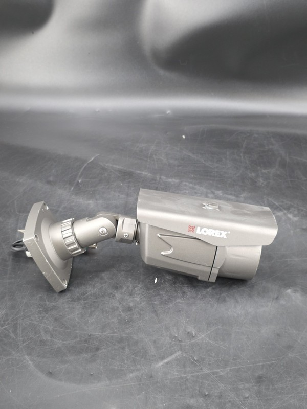 LOREX LBV2723C by Flir LBV2723-C 1080p Hd Weatherproof Varifocal Bullet Camera
