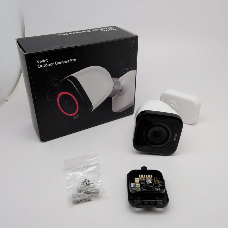 Vivint Outdoor Camera Pro VS-ODC300-WHT *UNTESTED NICE SHAPE* gallery