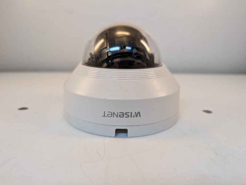 Wisenet ANV-L7012R 4MP Dome Camera *Factory reset* gallery