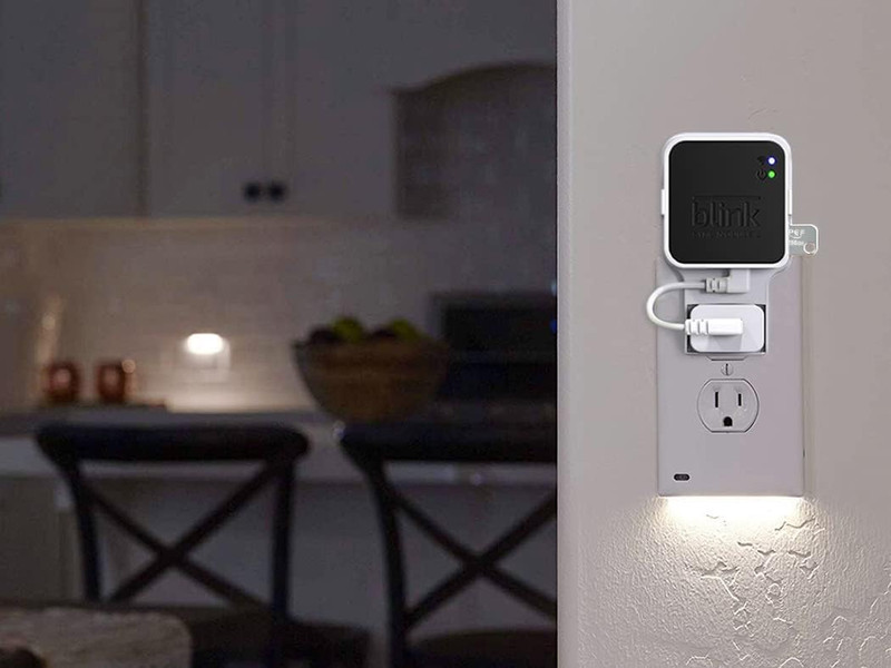 256GB Blink USB Flash Drive and Outlet Wall Mount for Blink Sync Module 2, Local gallery