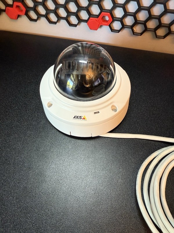 Axis M3024-LVE Indoor/Outdoor Network Security Camera System - White gallery