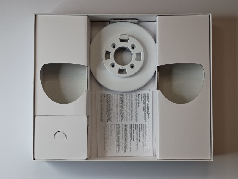 NEW! Google Nest Cam with Floodlight (Wired) Outdoor Smart Home Security Camera gallery