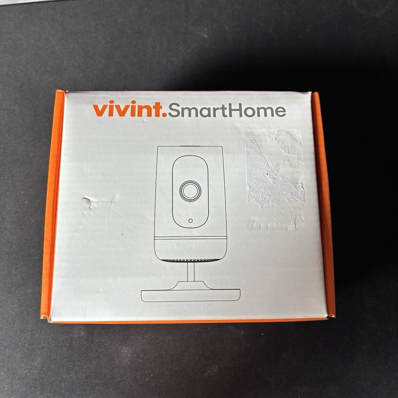Vivint Ping Smart Home Indoor Security Camera V-CAM1 gallery