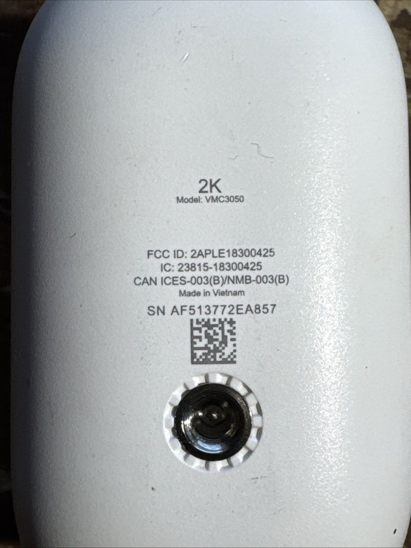 Arlo Essential Outdoor 2nd Gen Add-On 2K Wireless Security Camera White W Battry gallery