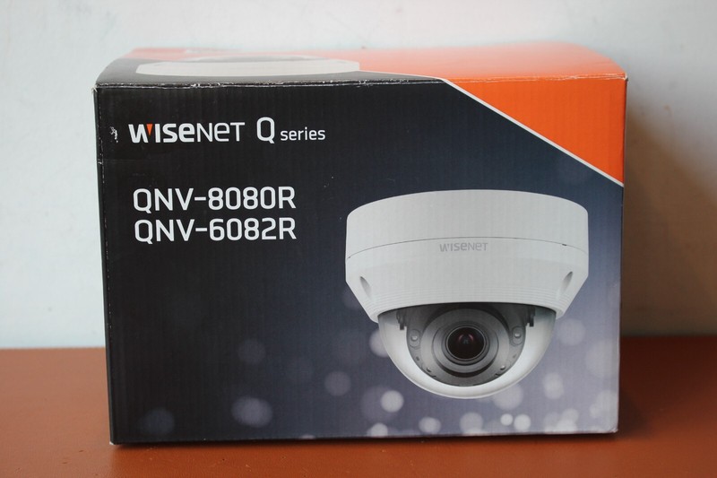 Wisenet Q Series QNV-6082R 2MP Outdoor Dome Security Camera - White gallery
