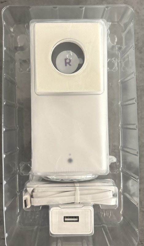 Roku Smart Home Indoor Camera 360° SE Wi-Fi®-Connected - Wired 1080p Security gallery