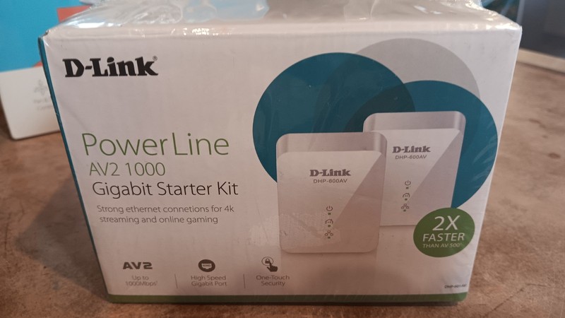 NEW D-Link HD Pan & Tilt Wi-Fi Camera and PowerLine AV2 1000 Gigabit Starter Kit gallery