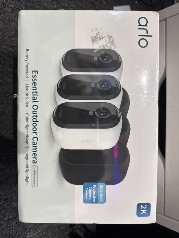 Arlo Essential 2K Essential Outdoor Security Camera – White (3 Pack) Brand New