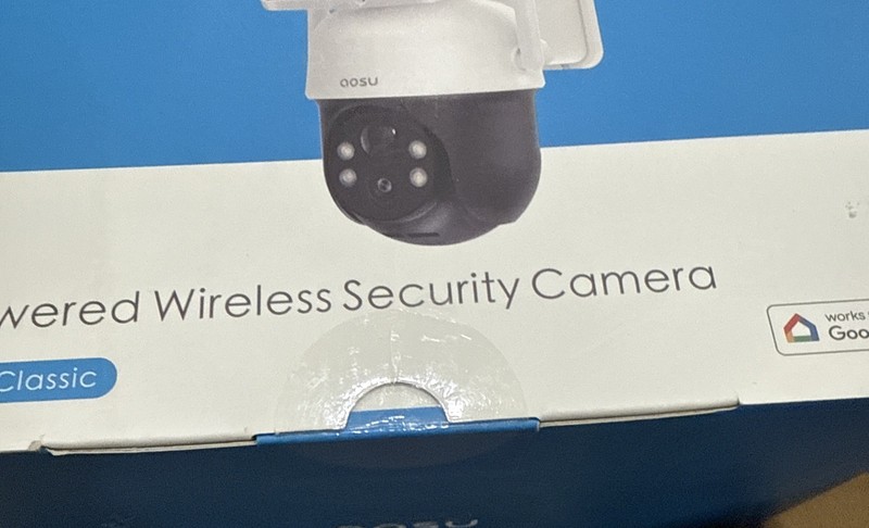 Solar Security Camera 360° Coverage 2K Image Human Tracking Wire Free-OPEN BOX gallery